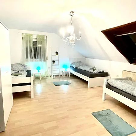 Ferienwohnung Fuer 5 Personen, Playmobil, Palm Beach * 슈타인 바이 뉘른베르크