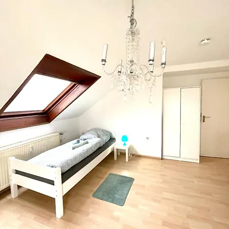Ferienwohnung Fuer 5 Personen, Playmobil, Palm Beach 아파트 슈타인 바이 뉘른베르크